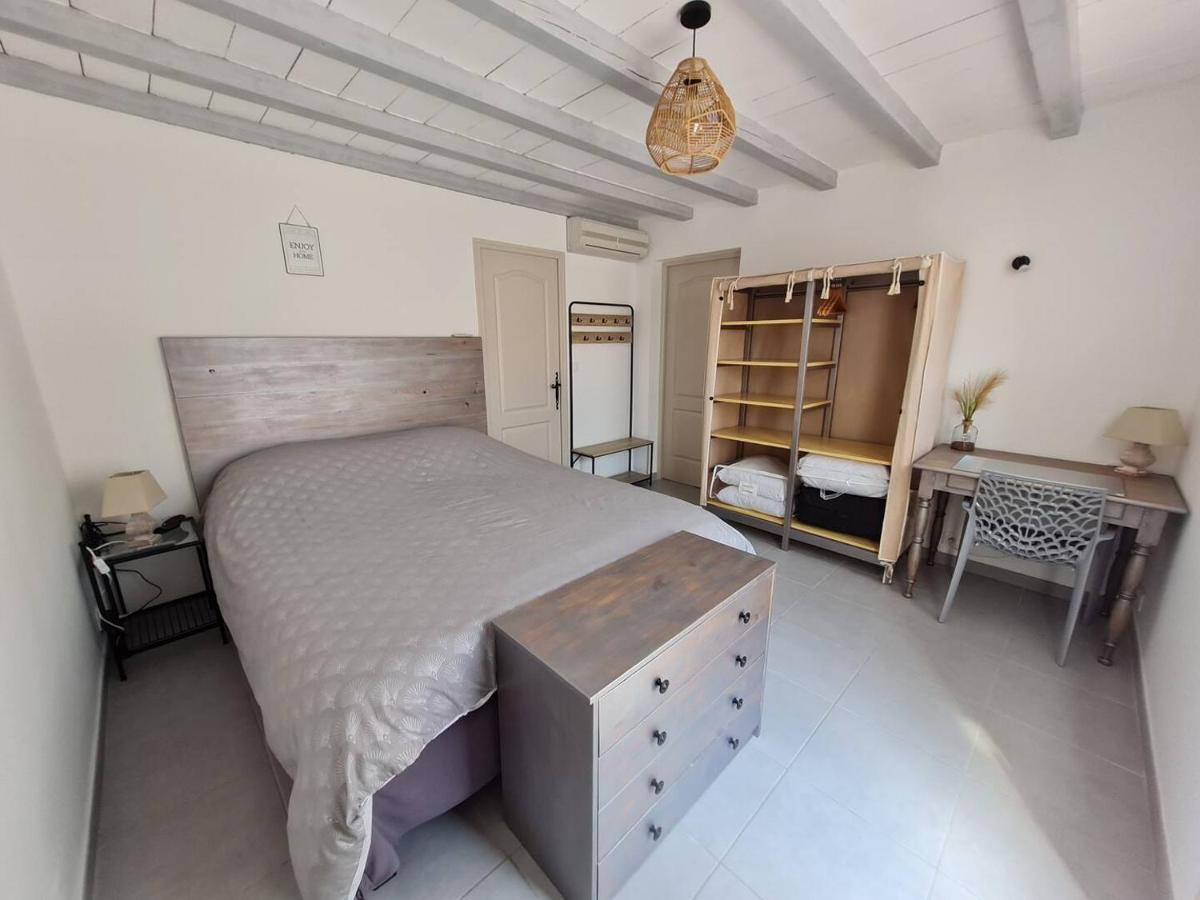 Appart Cosy Avec Son Exterieur Chaleureux,Piscine Et Parking Prive Fontvieille Eksteriør bilde